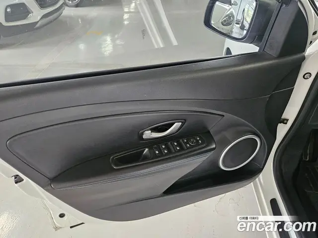 Renault (Samsung) SM3 2012 1.6 автомат (гидро), миниатюра 5 Renault (Samsung) SM3 2012 1.6 автомат (гидро), миниатюра 5