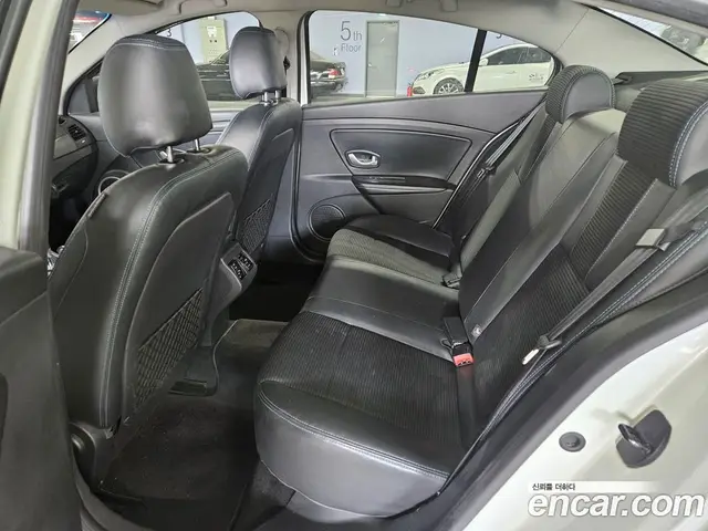 Renault (Samsung) SM3 2012 1.6 автомат (гидро), миниатюра 9 Renault (Samsung) SM3 2012 1.6 автомат (гидро), миниатюра 9