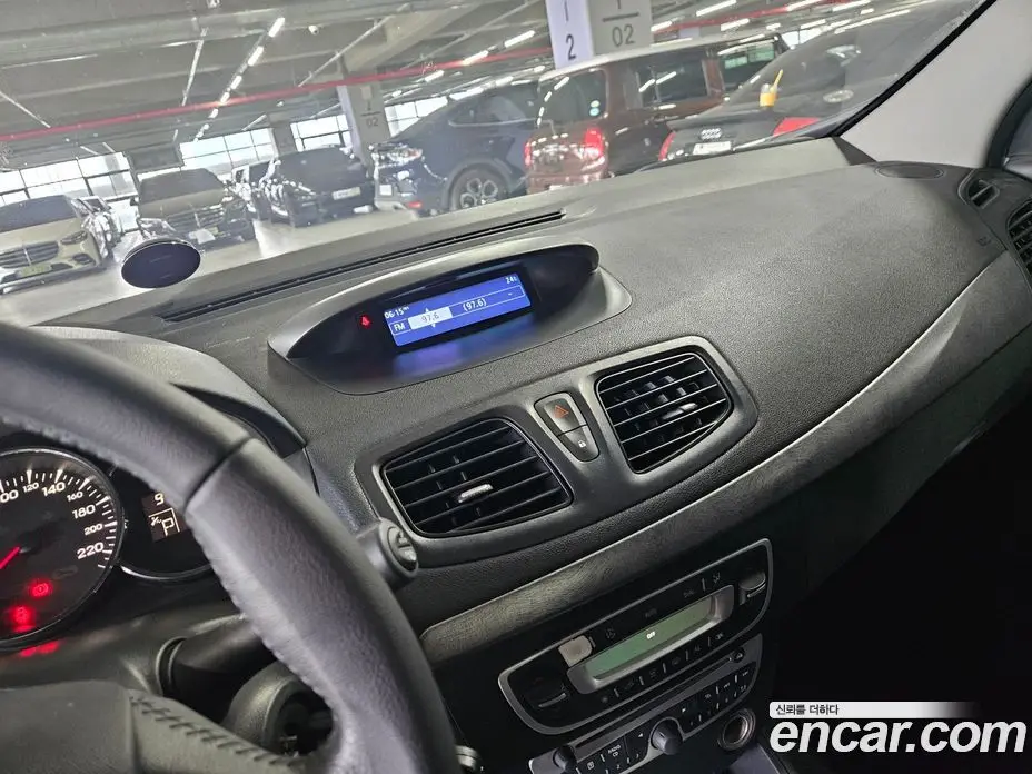 Renault (Samsung) SM3 2012 1.6 автомат (гидро), фото 10 Renault (Samsung) SM3 2012 1.6 автомат (гидро), фото 10