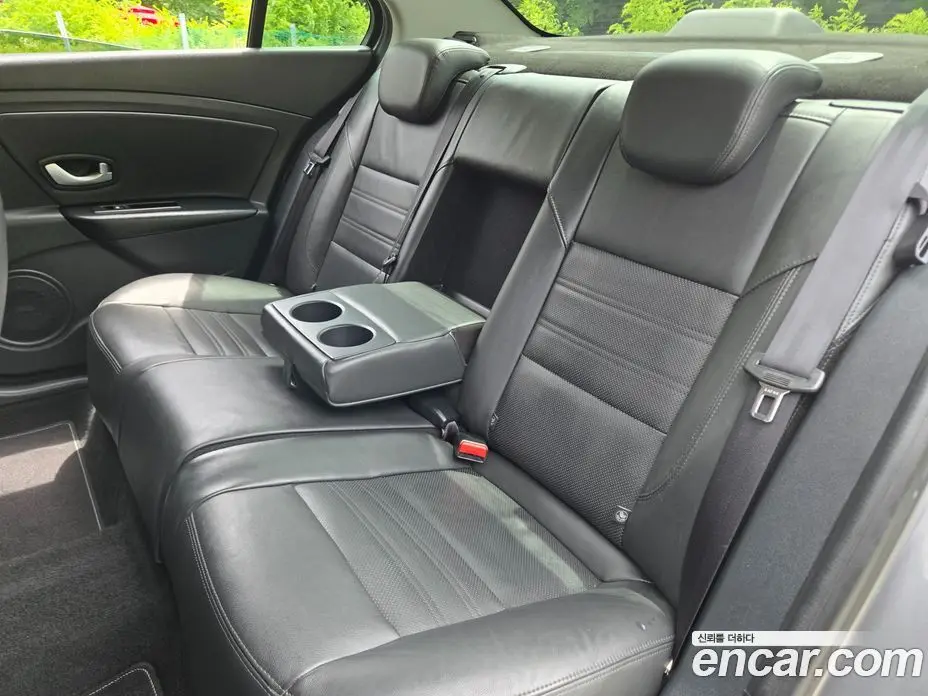 Renault (Samsung) SM3 2018 0.1 автомат (гидро), фото 11 Renault (Samsung) SM3 2018 0.1 автомат (гидро), фото 11