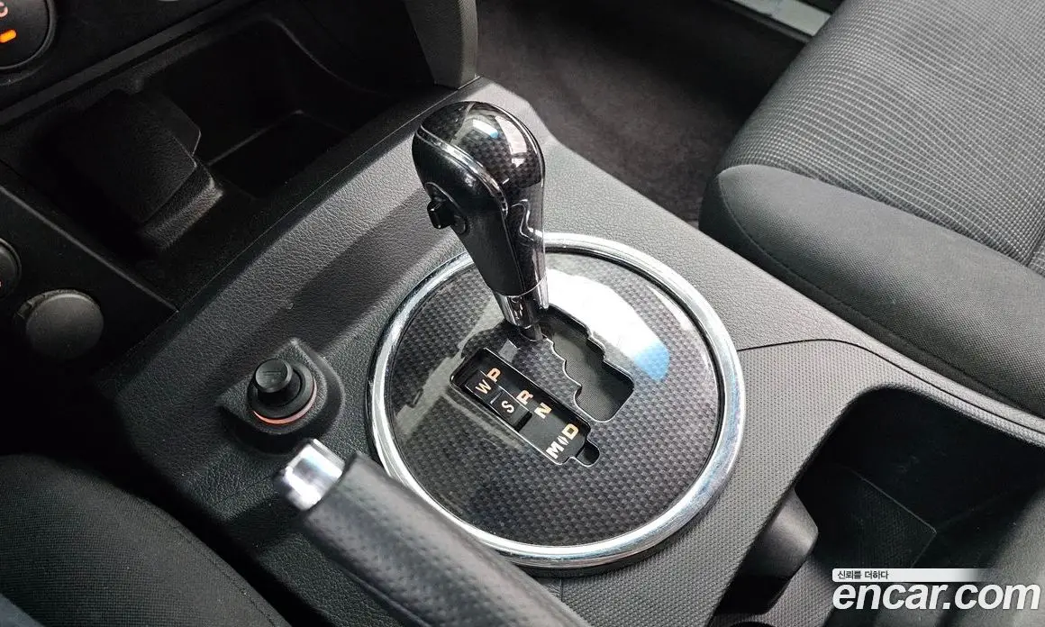 SsangYong Korando 2014 2.0 автомат (гидро), фото 12 SsangYong Korando 2014 2.0 автомат (гидро), фото 12
