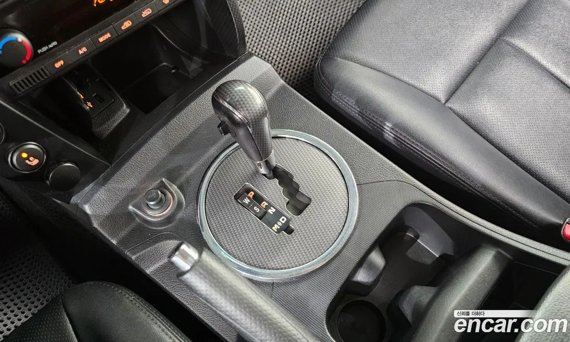 SsangYong Korando 2015 2.0 автомат (гидро), фото 12 SsangYong Korando 2015 2.0 автомат (гидро), фото 12