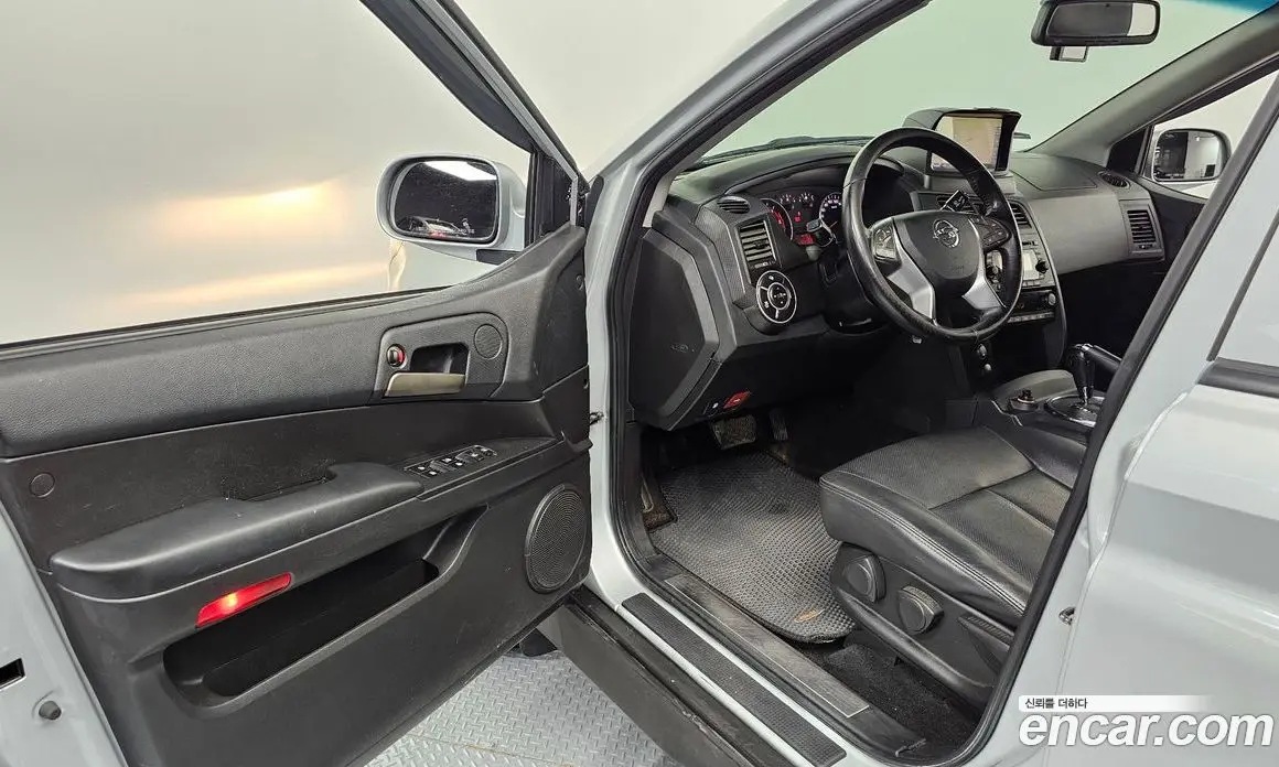 SsangYong Korando 2015 2.0 автомат (гидро), фото 13 SsangYong Korando 2015 2.0 автомат (гидро), фото 13
