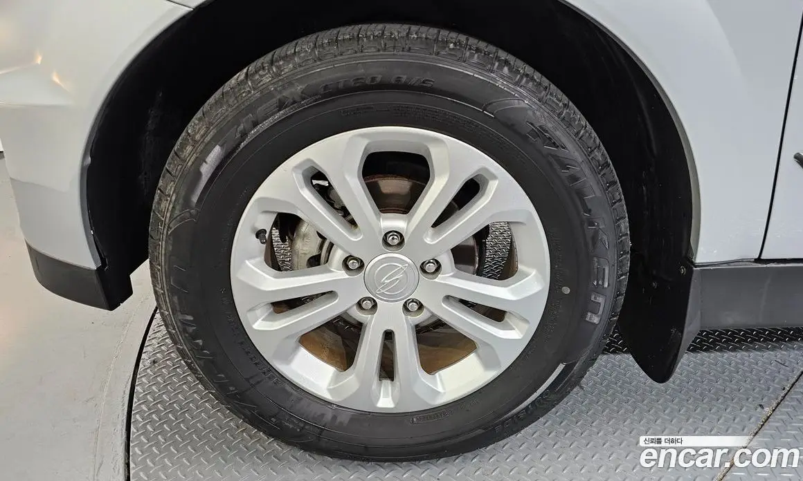 SsangYong Korando 2015 2.0 автомат (гидро), фото 5 SsangYong Korando 2015 2.0 автомат (гидро), фото 5