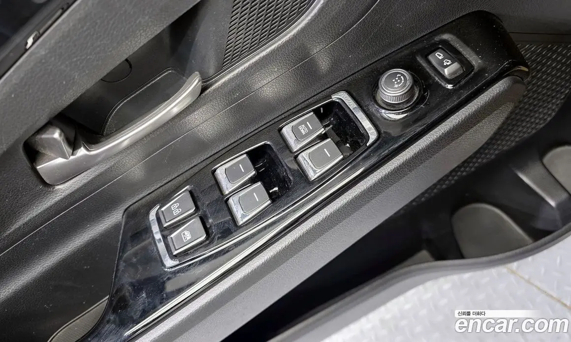 SsangYong Korando 2021 1.5 автомат (гидро), фото 14