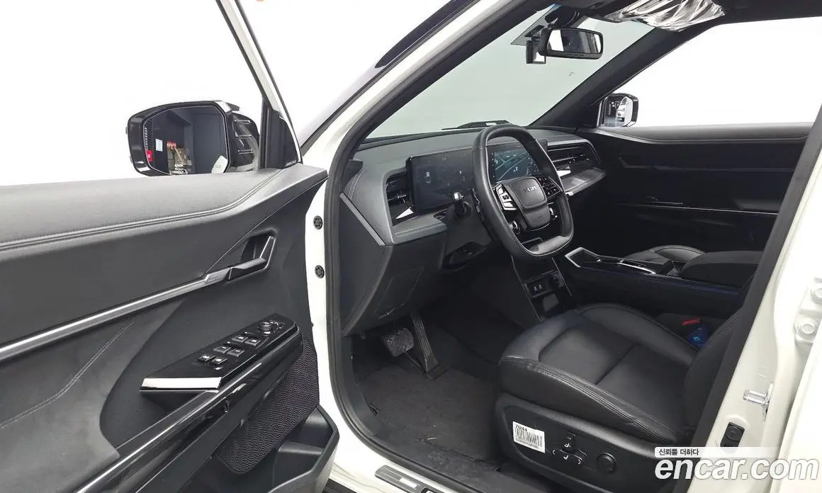 SsangYong Musso 2025 0.2 автомат (гидро), фото 13