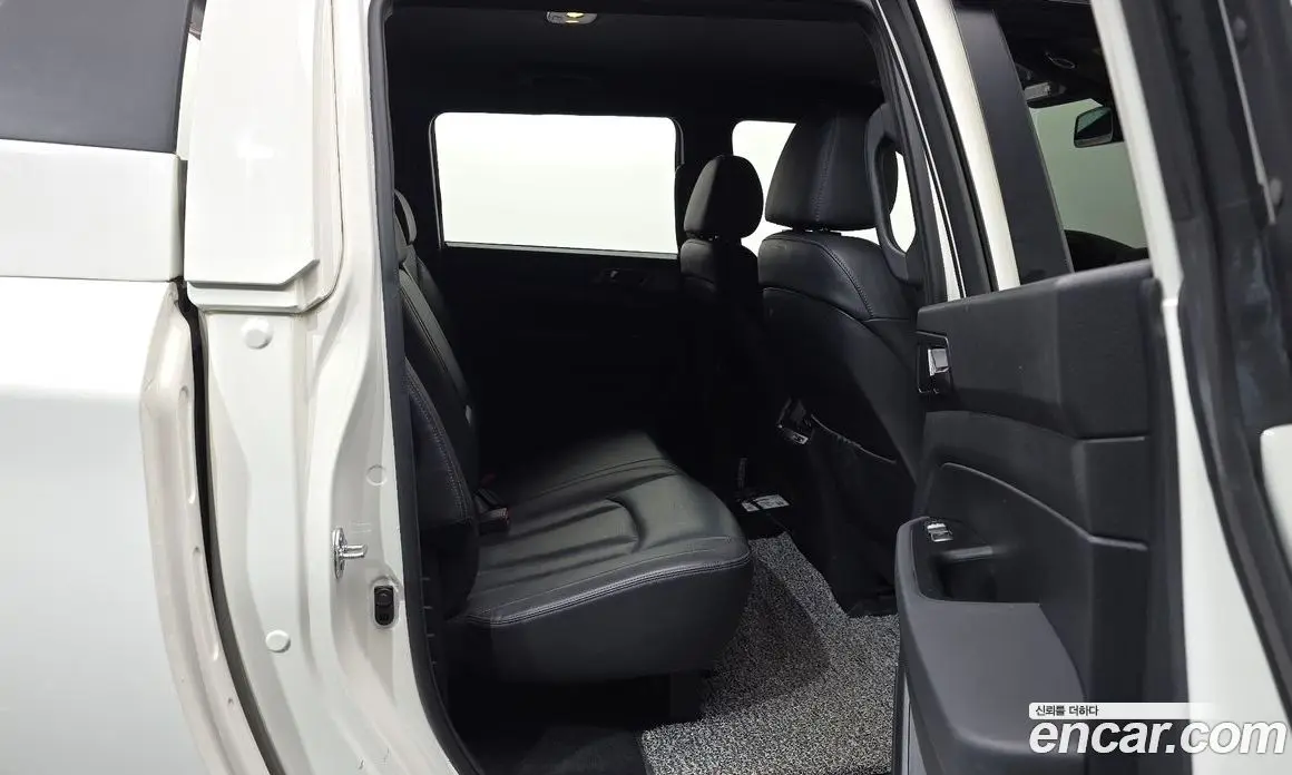 SsangYong Rexton 2022 2.2 автомат (гидро), фото 18