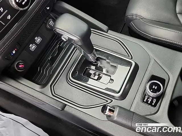 SsangYong Rexton 2023 2.2 автомат (гидро), миниатюра 8