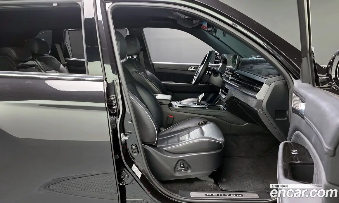 SsangYong Rexton 2024 2.2 автомат (гидро), фото 10 SsangYong Rexton 2024 2.2 автомат (гидро), фото 10