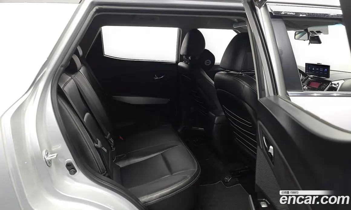 SsangYong TIBOLI 2015 1.6 автомат (гидро), фото 18