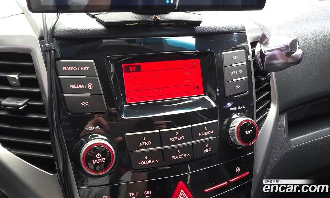 SsangYong TIBOLI 2015 1.6 автомат (гидро), фото 22