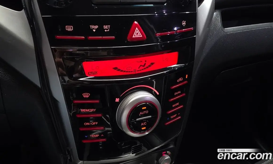 SsangYong TIBOLI 2015 1.6 автомат (гидро), фото 23