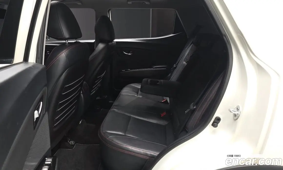 SsangYong TIBOLI 2016 1.6 автомат (гидро), фото 17 SsangYong TIBOLI 2016 1.6 автомат (гидро), фото 17