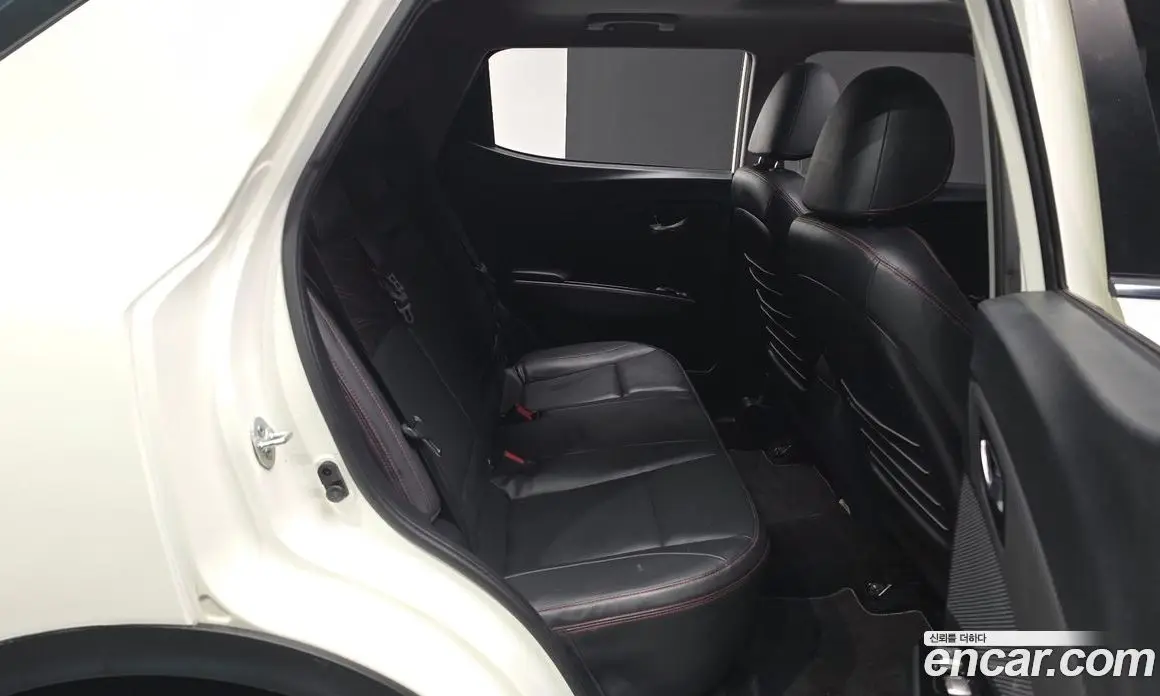SsangYong TIBOLI 2016 1.6 автомат (гидро), фото 18 SsangYong TIBOLI 2016 1.6 автомат (гидро), фото 18