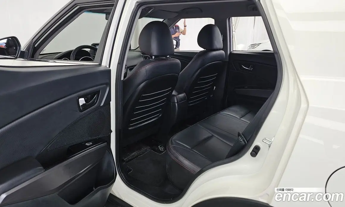 SsangYong TIBOLI 2017 1.6 автомат (гидро), фото 16