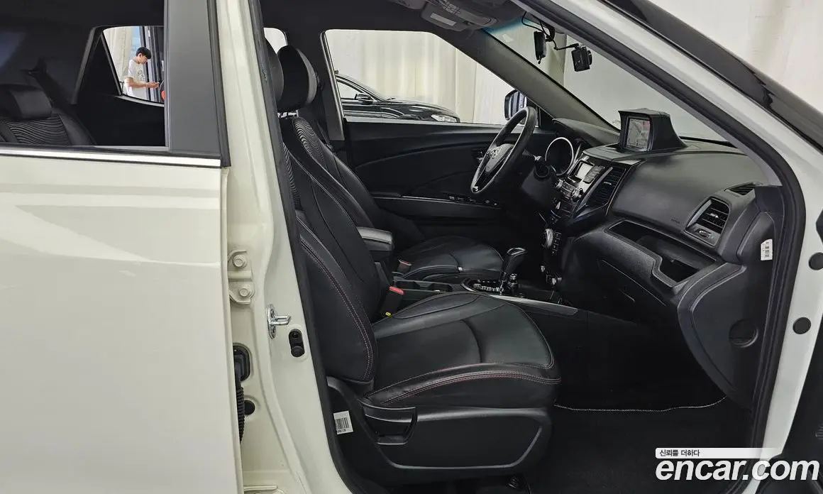 SsangYong TIBOLI 2017 1.6 автомат (гидро), фото 17