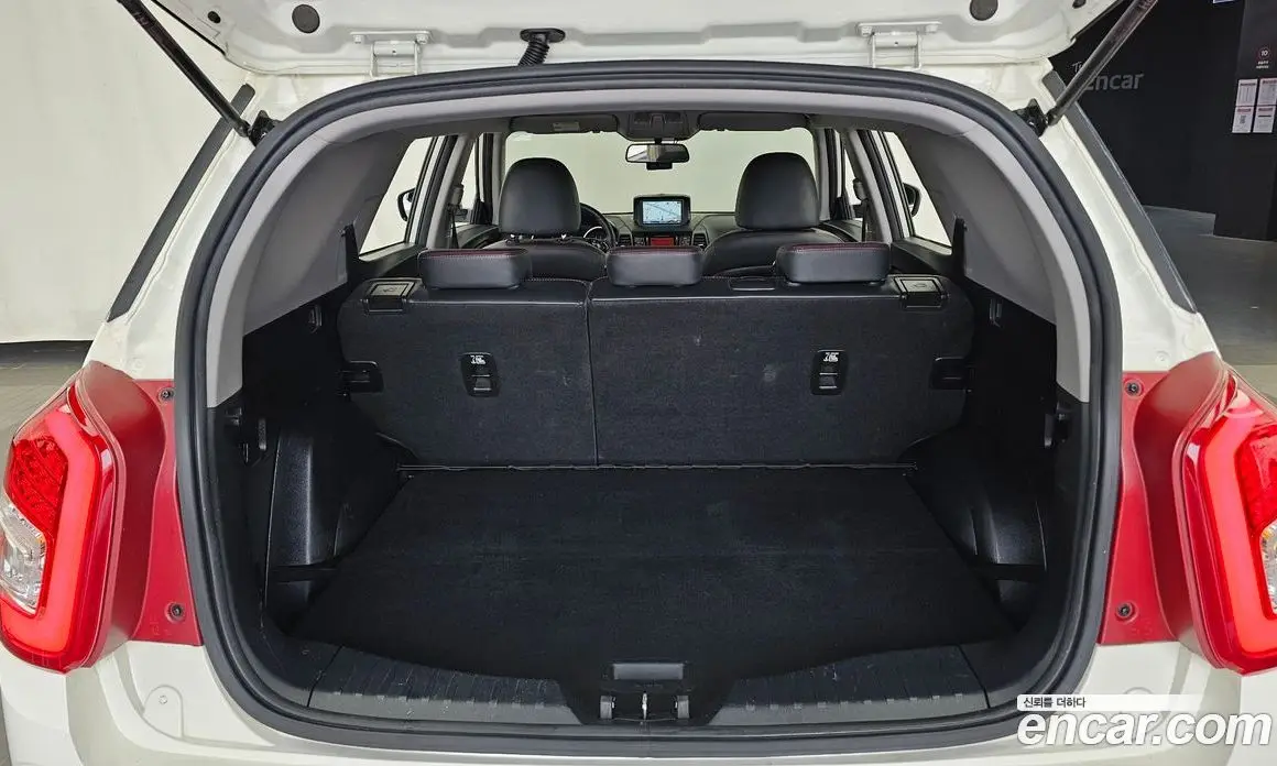 SsangYong TIBOLI 2017 1.6 автомат (гидро), фото 26