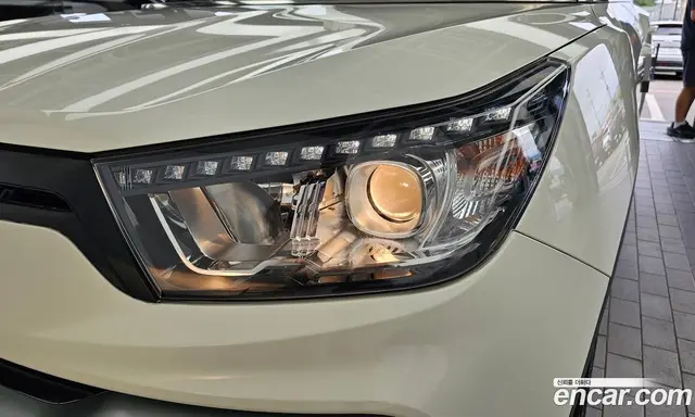 SsangYong TIBOLI 2017 1.6 автомат (гидро), миниатюра 8