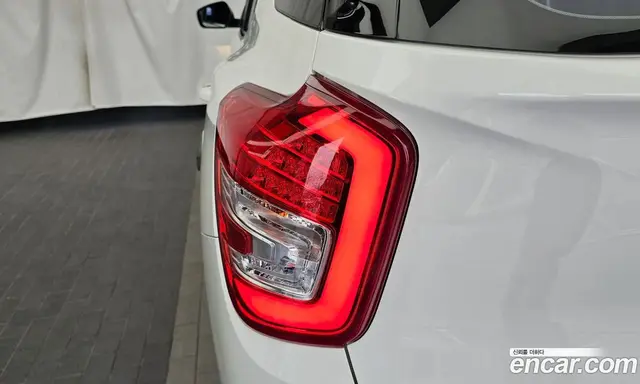 SsangYong TIBOLI 2017 1.6 автомат (гидро), миниатюра 9