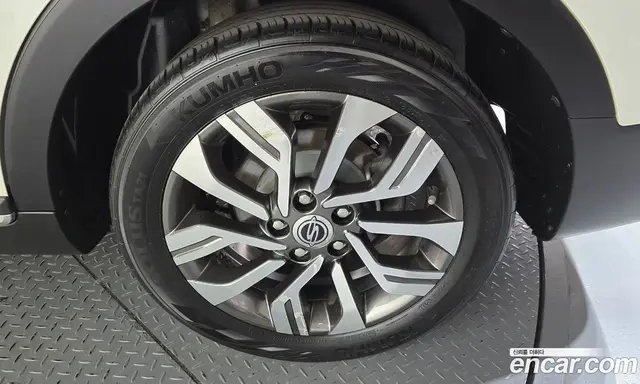 SsangYong TIBOLI 2018 1.6 автомат (гидро), миниатюра 7
