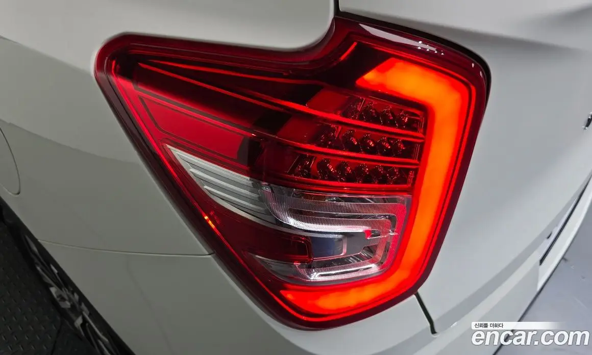 SsangYong TIBOLI 2018 1.6 автомат (гидро), фото 9
