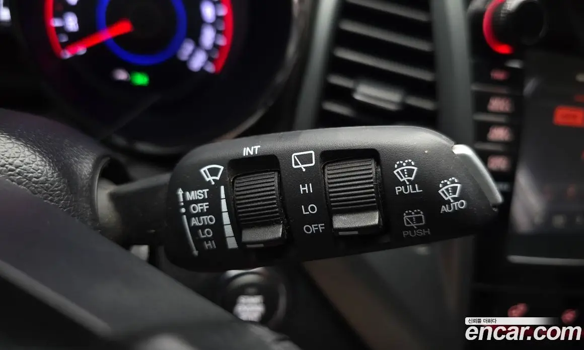 SsangYong TIBOLI 2018 1.6 автомат (гидро), фото 27