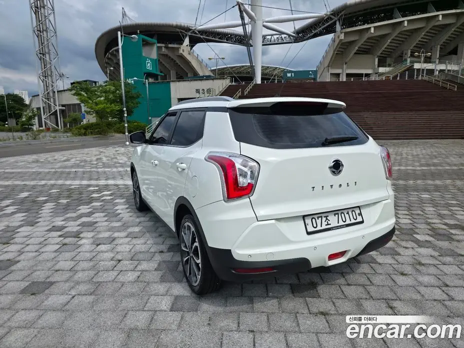 SsangYong TIBOLI 2018 1.6 автомат (гидро), фото 12
