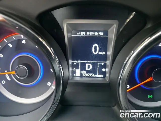 SsangYong TIBOLI 2018 1.6 автомат (гидро), миниатюра 8