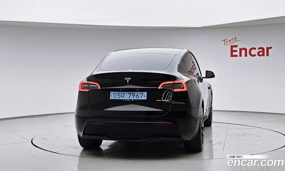 Tesla Model Y 2022 0.2 автомат (гидро), фото 4 Tesla Model Y 2022 0.2 автомат (гидро), фото 4