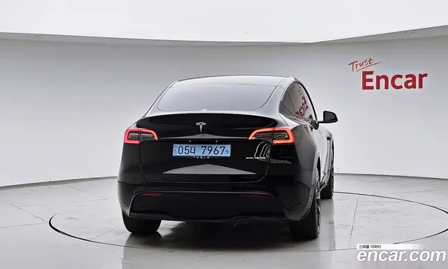 Tesla Model Y 2022 0.2 автомат (гидро), миниатюра 4 Tesla Model Y 2022 0.2 автомат (гидро), миниатюра 4