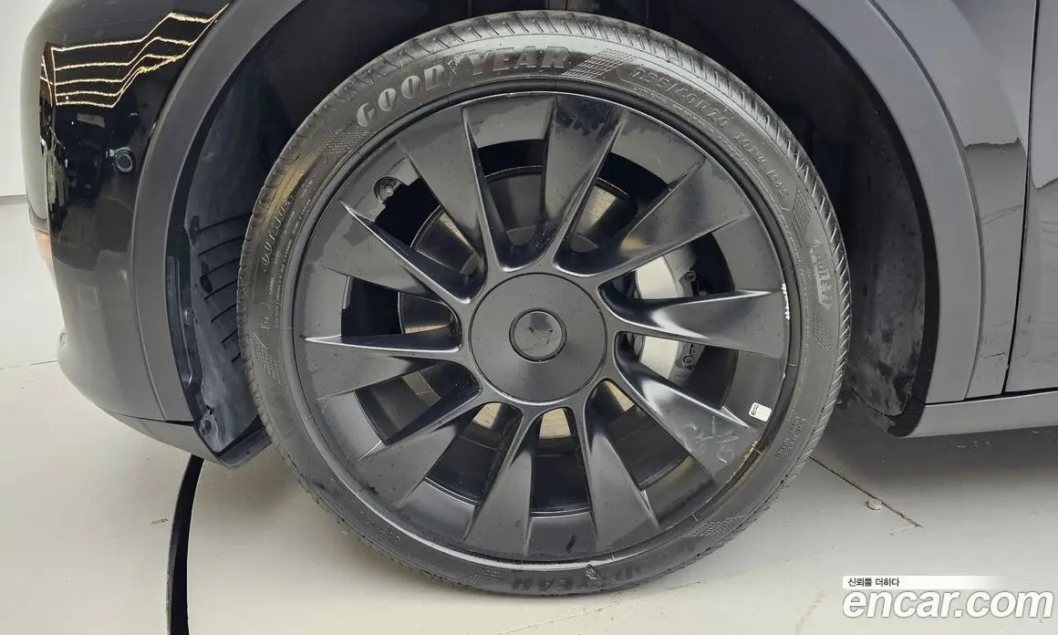 Tesla Model Y 2022 0.2 автомат (гидро), фото 5 Tesla Model Y 2022 0.2 автомат (гидро), фото 5