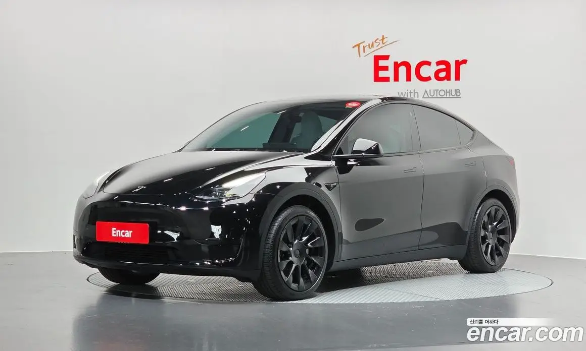 Tesla Model Y 2023 0.2 автомат (гидро), фото 1 Tesla Model Y 2023 0.2 автомат (гидро), фото 1