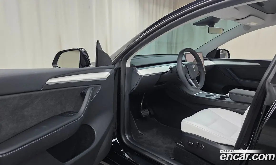 Tesla Model Y 2023 0.2 автомат (гидро), фото 13 Tesla Model Y 2023 0.2 автомат (гидро), фото 13