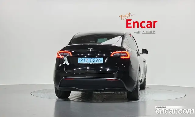Tesla Model Y 2023 0.2 автомат (гидро), миниатюра 4 Tesla Model Y 2023 0.2 автомат (гидро), миниатюра 4