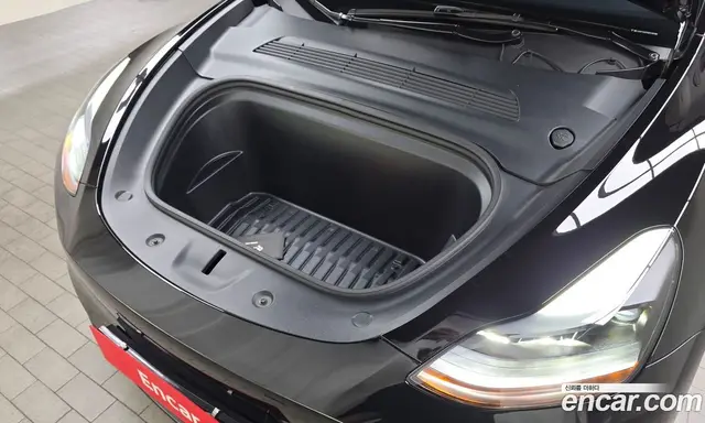 Tesla Model Y 2023 0.2 автомат (гидро), миниатюра 6 Tesla Model Y 2023 0.2 автомат (гидро), миниатюра 6