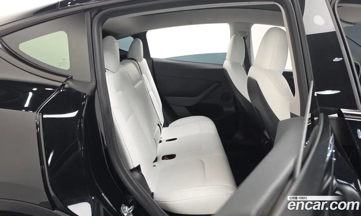 Tesla Model Y 2024 0.2 автомат (гидро), фото 18 Tesla Model Y 2024 0.2 автомат (гидро), фото 18
