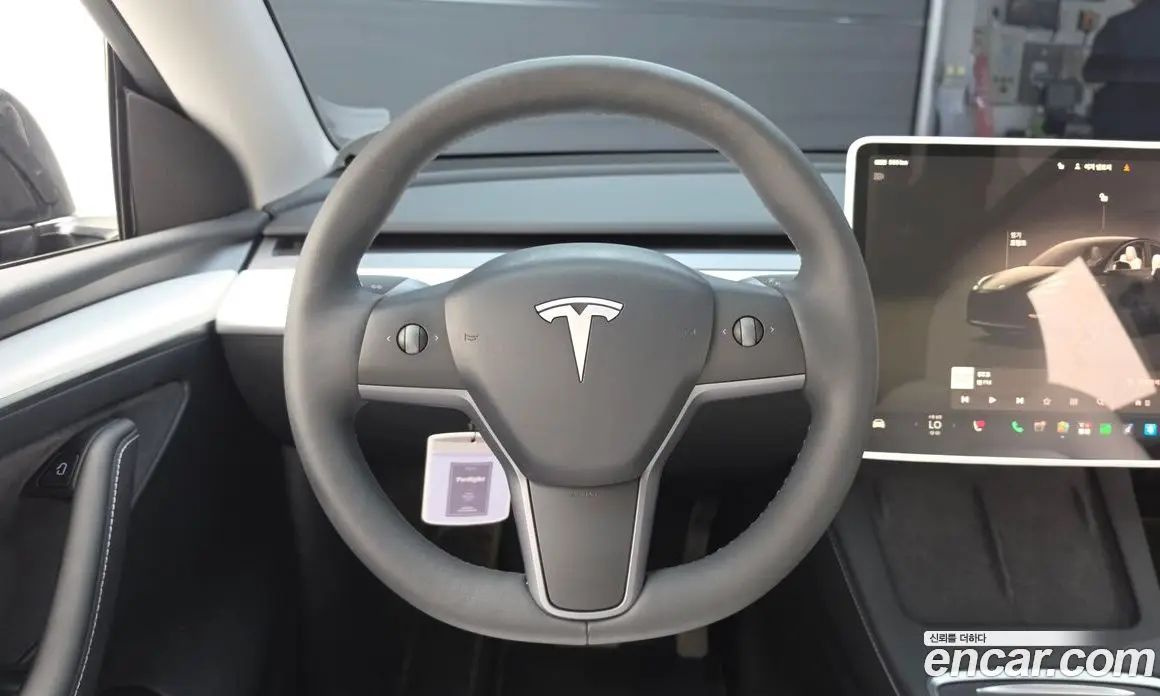 Tesla Model Y 2024 0.2 автомат (гидро), фото 19 Tesla Model Y 2024 0.2 автомат (гидро), фото 19