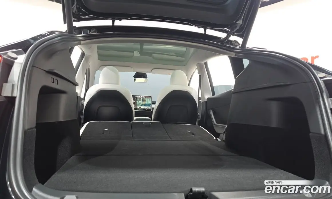 Tesla Model Y 2024 0.2 автомат (гидро), фото 28 Tesla Model Y 2024 0.2 автомат (гидро), фото 28