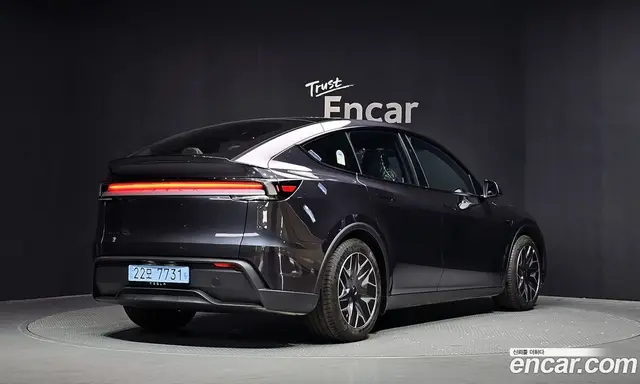 Tesla Model Y 2026 0.2 автомат (гидро), миниатюра 2 Tesla Model Y 2026 0.2 автомат (гидро), миниатюра 2
