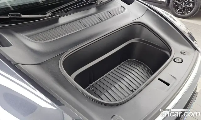 Tesla Model Y 2026 0.2 автомат (гидро), миниатюра 6 Tesla Model Y 2026 0.2 автомат (гидро), миниатюра 6