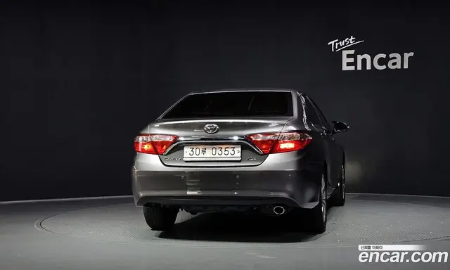 Toyota Camry 2016 2.5 автомат (гидро), миниатюра 4 Toyota Camry 2016 2.5 автомат (гидро), миниатюра 4