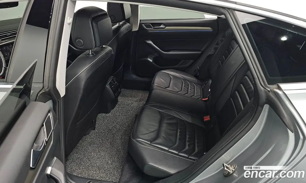 Volkswagen Arteon 2019 2.0 автомат (гидро), фото 17 Volkswagen Arteon 2019 2.0 автомат (гидро), фото 17