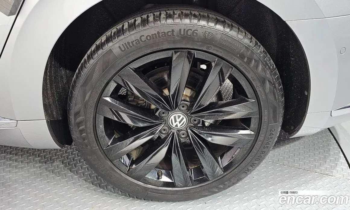 Volkswagen Arteon 2019 2.0 автомат (гидро), фото 7 Volkswagen Arteon 2019 2.0 автомат (гидро), фото 7