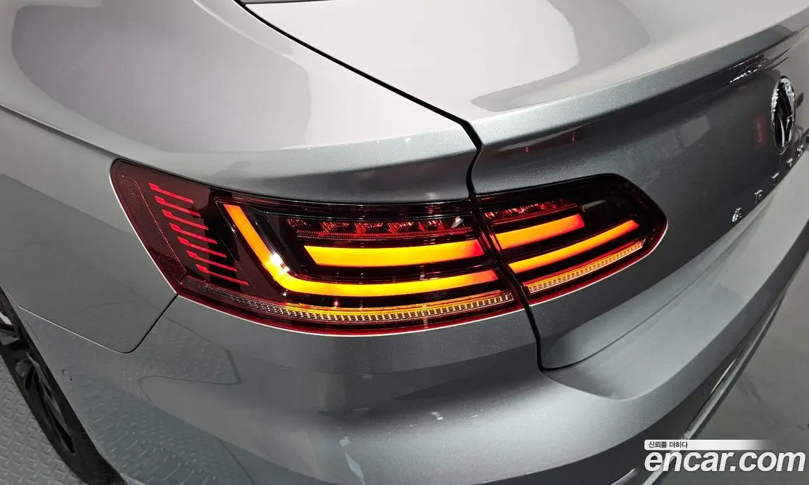 Volkswagen Arteon 2019 2.0 автомат (гидро), фото 9 Volkswagen Arteon 2019 2.0 автомат (гидро), фото 9