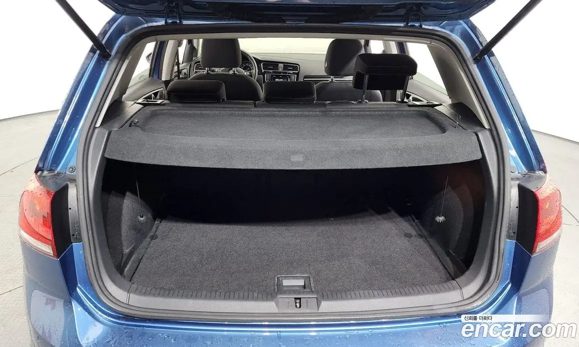 Volkswagen Golf 2013 1.6 автомат (гидро), фото 20 Volkswagen Golf 2013 1.6 автомат (гидро), фото 20