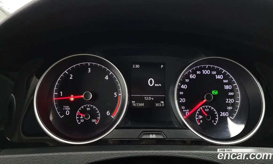 Volkswagen Golf 2013 1.6 автомат (гидро), фото 8 Volkswagen Golf 2013 1.6 автомат (гидро), фото 8