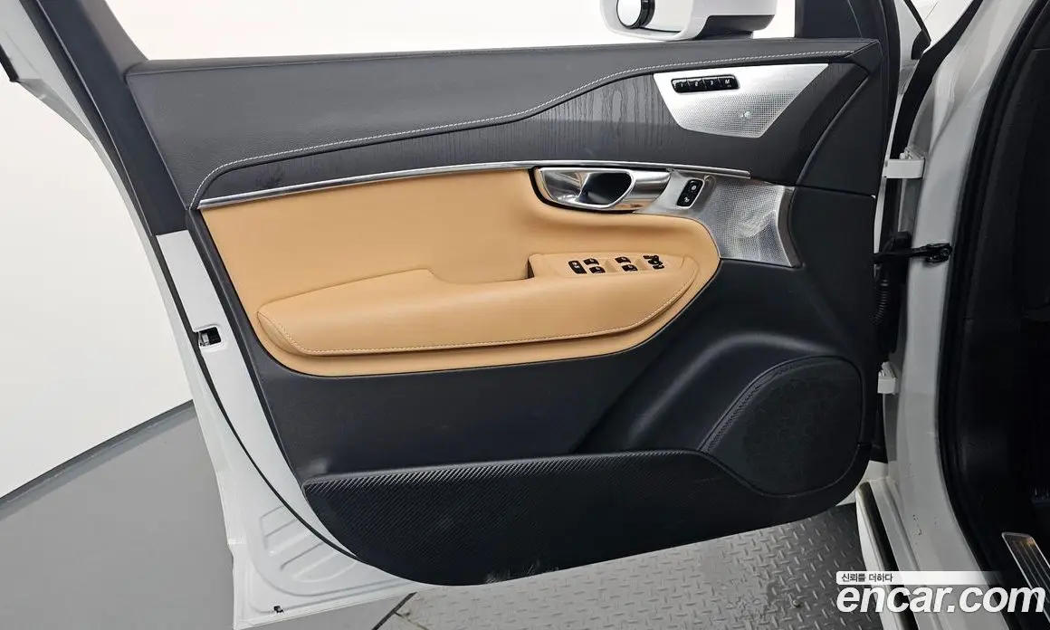 Volvo XC90 2021 2.0 автомат (гидро), фото 14 Volvo XC90 2021 2.0 автомат (гидро), фото 14