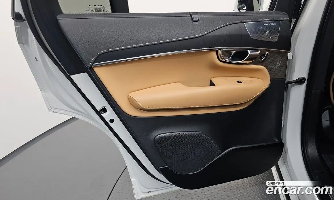 Volvo XC90 2021 2.0 автомат (гидро), фото 15 Volvo XC90 2021 2.0 автомат (гидро), фото 15