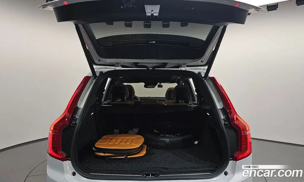 Volvo XC90 2021 2.0 автомат (гидро), фото 23 Volvo XC90 2021 2.0 автомат (гидро), фото 23
