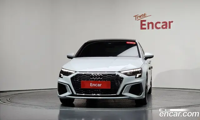 Audi A3 2023 2.0 автомат (гидро), миниатюра 2